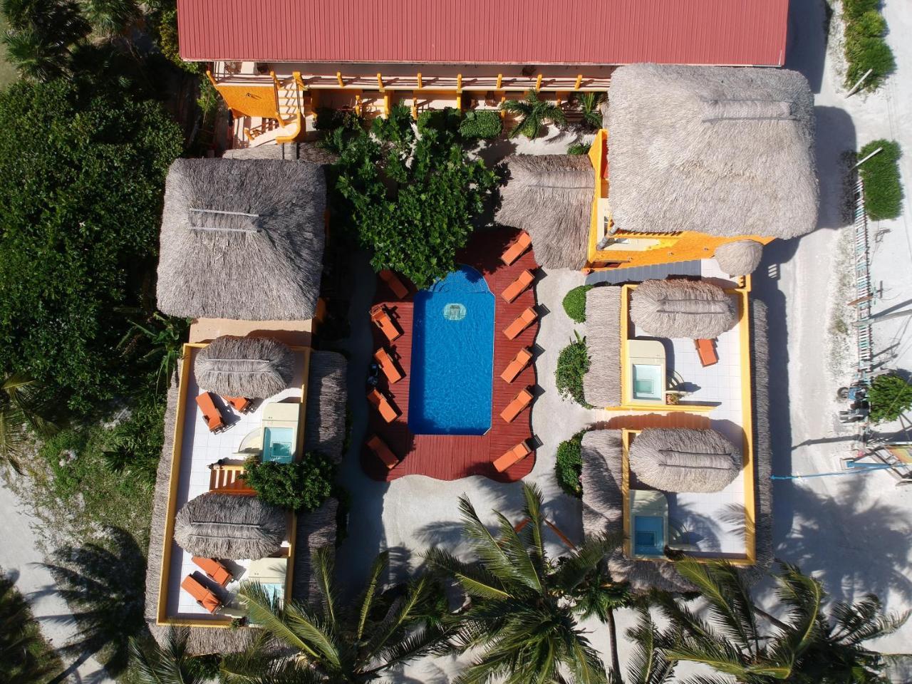 Seaside Cabanas Hotel Caye Corker Exterior foto